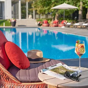 Normafa & Retreat Hotel