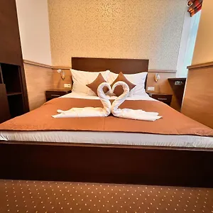 Otel 21 And
