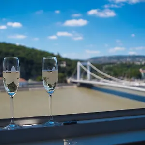 Flat With Unforgettable View Budapest